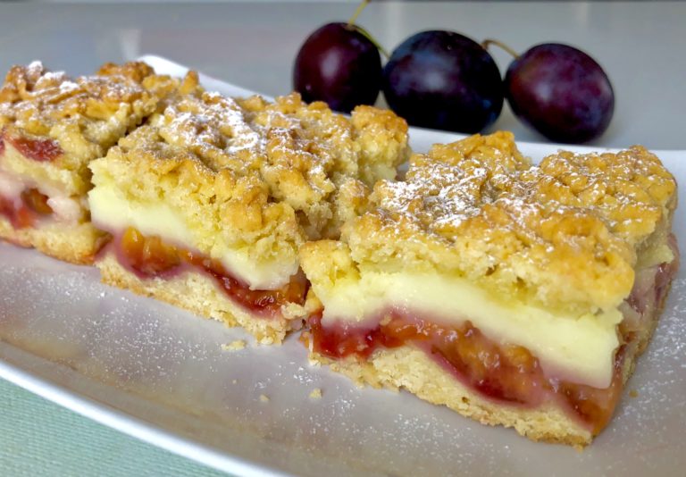 Kruche ciasto ze śliwkami i masą budyniową - E8C8D4DD 188B 4C26 82CE 2065C6740B82