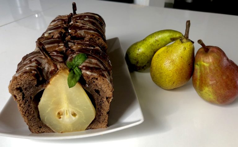 Ciasto czekoladowe z gruszkami - F86F8510 0A19 4E35 AA05 13920A1F671F