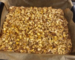 Miodownik z orzechami i masą grysikową - 59B74F76 FC57 414B 813F 757039FAA855