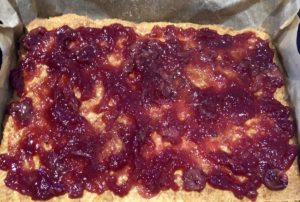 Miodownik z orzechami i masą grysikową - 7441EAB8 AD91 490B A2E4 A88753E127A8