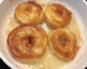 Jabłka w cieście jogurtowym - ABFCEA95 724C 4682 813D C9B7F505B457