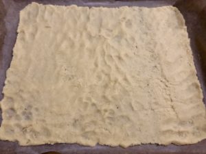 Miodownik z orzechami i masą grysikową - CB3C1AB7 0481 44F6 B847 C1D1852EAD9A