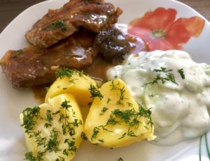 Karkówka w sosie śliwkowo - piwnym - D8BE9095 21EF 43E4 9604 8291C817DB8B