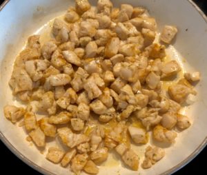 Sałatka makaronowa z kurczakiem - 4BF0BF3E CCF3 40B3 8B15 049922BCF329