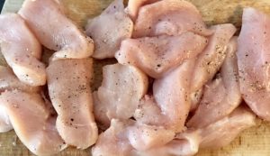 Piersi z kurczaka w sosie śmietanowo-porowym - 755D931F 06A8 4032 A7EC 407DCE484EE7