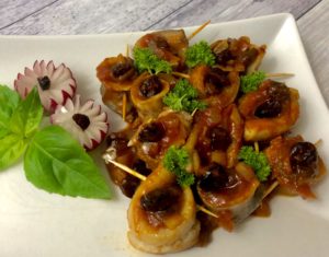 Śledzie po kaszubsku z żurawiną i rodzynkami