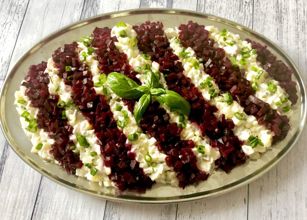 Sałatka śledziowa z buraczkami