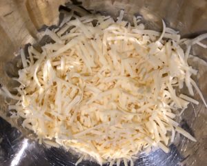 Starty ser do przygotowania rolady serowej