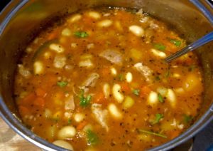 Pikantna zupa fasolowa - 340A948B 69E6 4E96 B8A7 8E7394F0CCF4