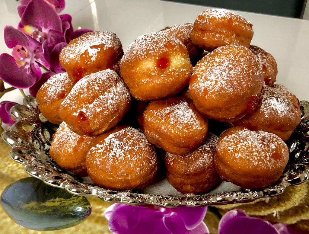 Małe pączki z konfiturą