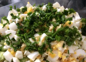 Sałatka z makaronu ryżowego i surimi - 8F871E70 B07A 4C4F BF5B 5E8F4ACEA6F7