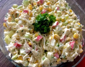 Sałatka z makaronu ryżowego i surimi - 923207CD A852 4886 A739 8B4DA6A36B58