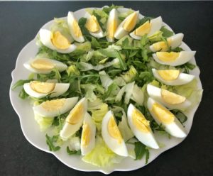 Fit sałatka z jajkiem i łososiem (250 kalorii) - 9CB34BC0 15A2 4080 B196 974C83E51FCB