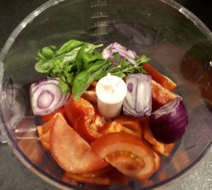 Warzywa do pasty do tortilli z kurczakiem i warzywami