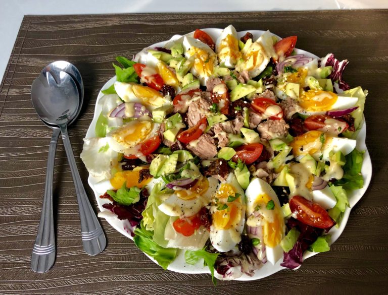 Sałatka z tuńczykiem