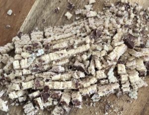 Torcik czekoladowy - 663DBE9E 787D 4492 977B 3C867D6B7931 e1553004284360