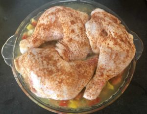 układanie mięsa na ryżu