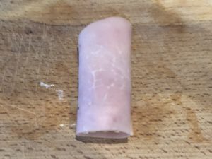 Wielkanocne rollsy z szynką i sałatką jajeczną - 2B516C1A CCFB 4748 8B3F 8119FBEA8CD2