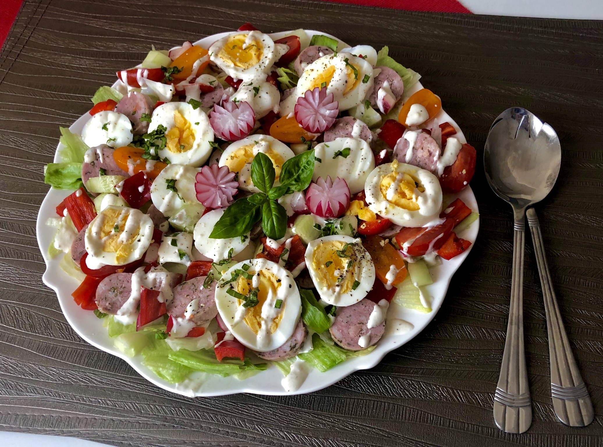 Wielkanocna sałatka z białą kiełbasą i sosem chrzanowym - 5EB7E902 88BF 460F B978 6AFE9B32873C