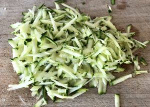 Rolada z indyka faszerowana cukinią, suszonymi pomidorami i serem feta - A0062C56 8DD1 431E AF0C 1B144A0DD8D3