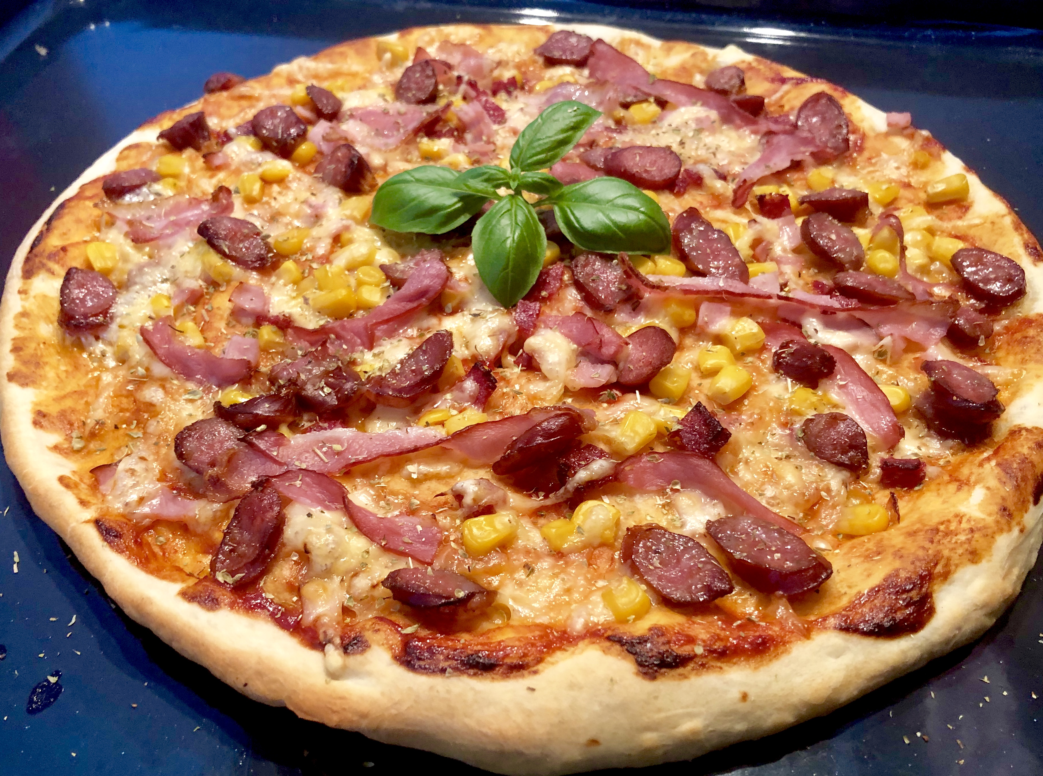 Pyszna pizza domowa - 8F276C5C 6CCB 4D6D BC7B 1025F7E7DD54