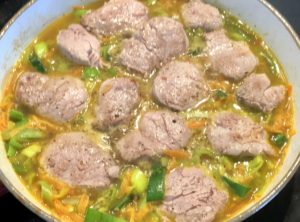 Polędwiczki wieprzowe w kremowym sosie porowym - A5438EDC 864C 4DA5 A698 EC8F19EF244B