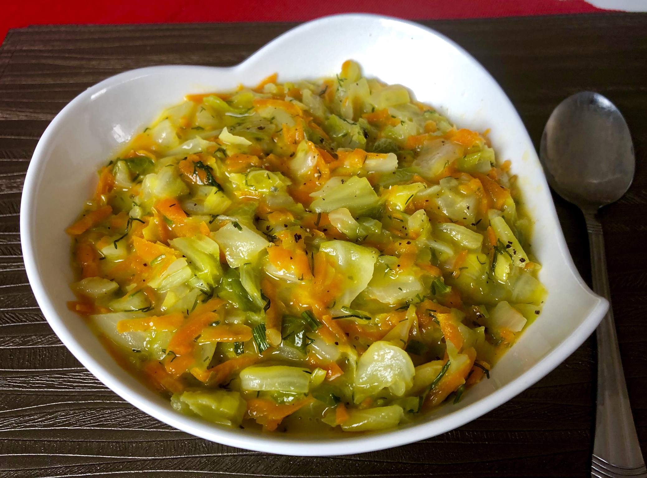 Duszona młoda kapusta - dodatek do obiadu - BB0B504F 7373 40A1 90DE 7675B6A8E549