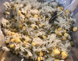 Sałatka Orzo - z makaronem, szynką i warzywami - 42404C2F 8FBA 460D AF26 ECFE80BC788C
