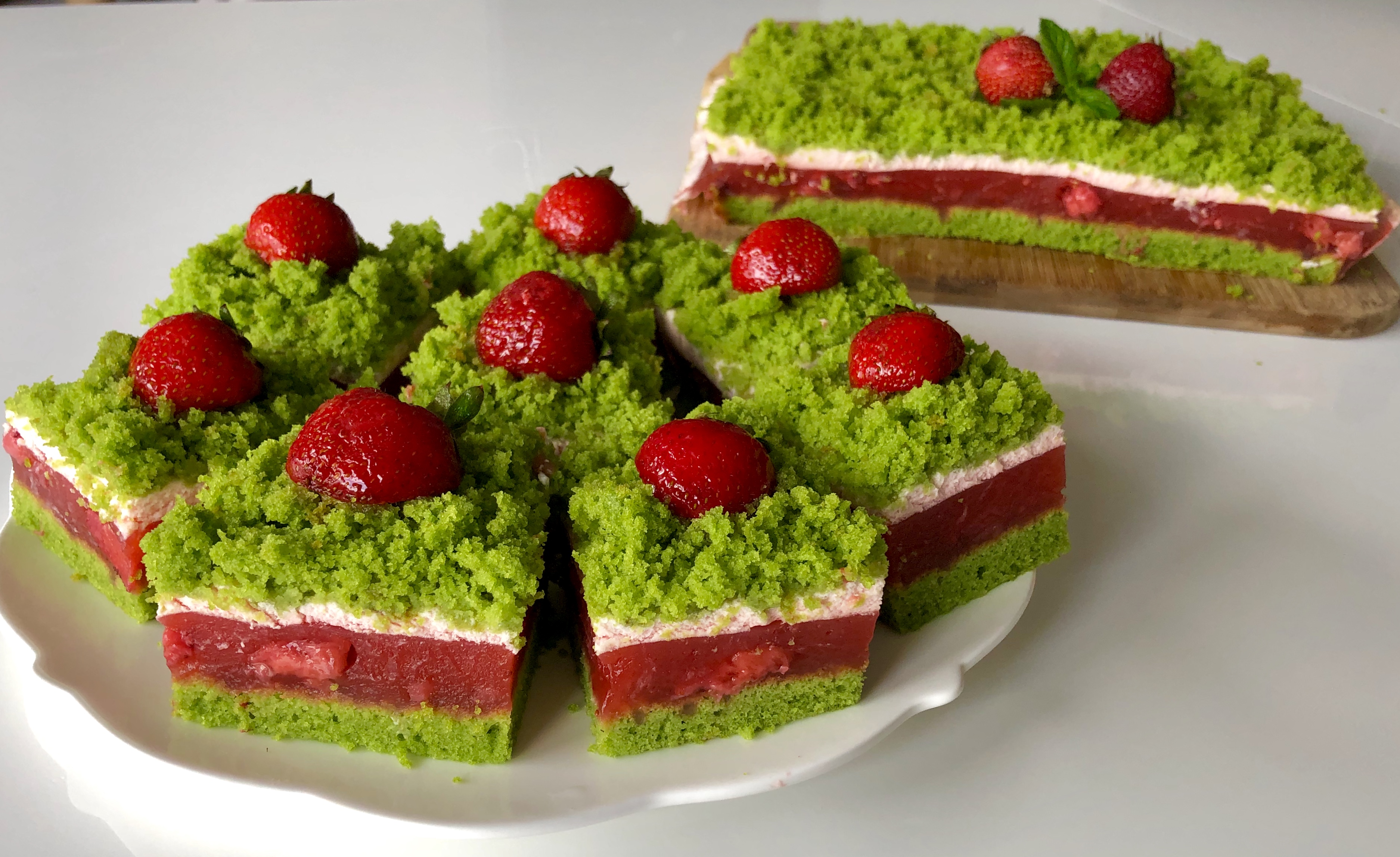 Truskawkowe pole - 9F58F707 2509 4AD4 82B1 7817819E7593