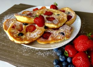 Racuszki na jogurcie z owocami - A1EC9B72 D5E4 4CFE A918 382B7DB7B6BA