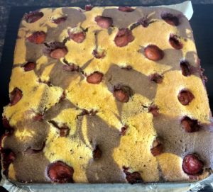 Łaciate ciasto z truskawkami - C3F5F4EC 0063 4DD7 BAB1 F5007F40E056