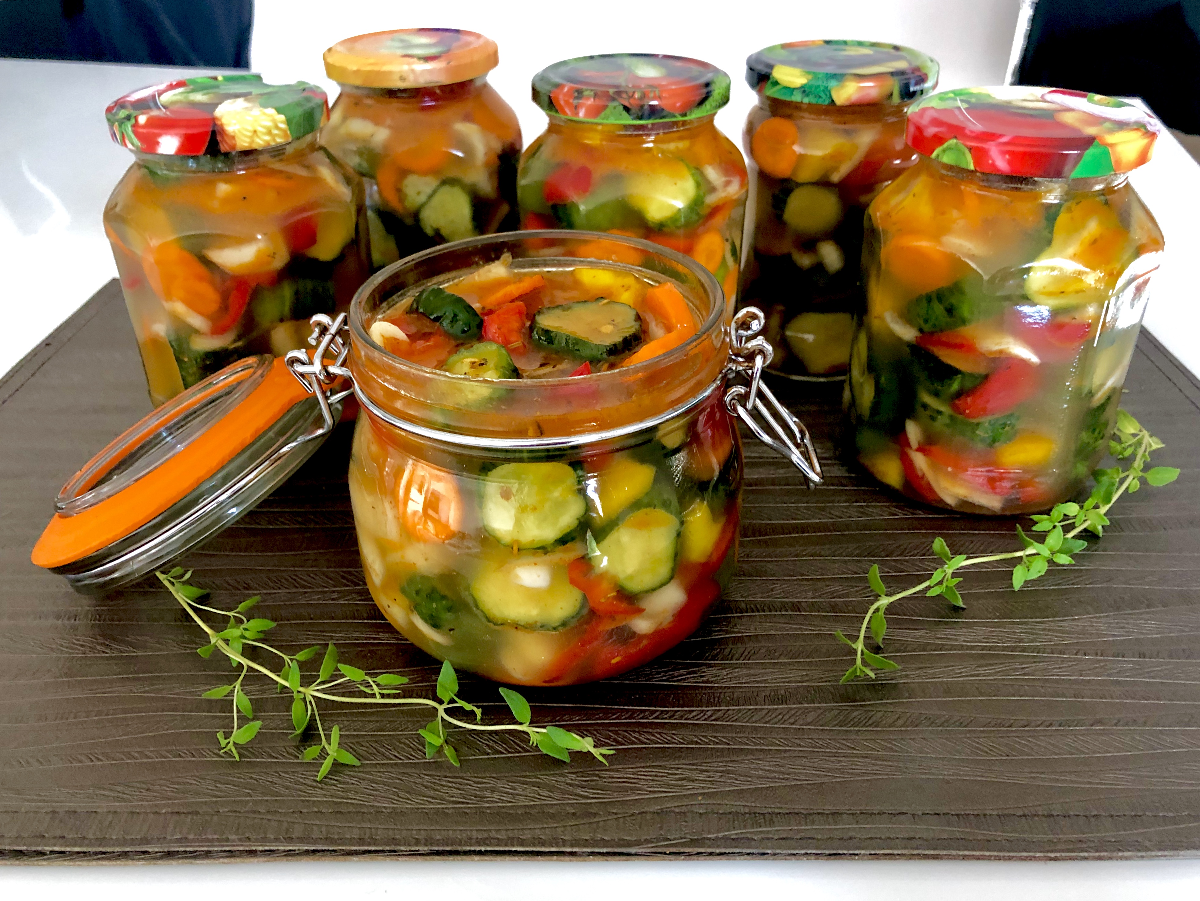 Ogórki w zalewie gyros - 0A710661 BA1E 44C1 B840 4FFE103EC8A1