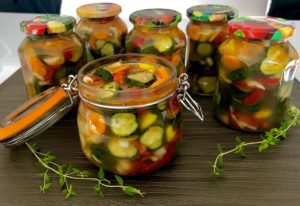 Słodko-kwaśny sos z cukinii - 309BA570 7774 471E B216 186E450101C4