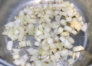 Kremowa zupa z cukinią i grzankami - 46EFDFB7 B5B0 42F2 9610 B8C38924358A