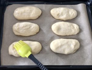 Bułki czosnkowe - 6391959E 4243 489C A5D0 E1FED2E3785A