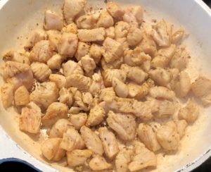 Babeczki ziemniaczane z kurczakiem i warzywami - EE8655A4 3254 44B5 AE27 565BA9B7B300