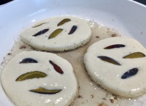 Racuszki na jogurcie ze śliwkami - 213CC65F D9B9 49E6 BA35 327B1251EA69