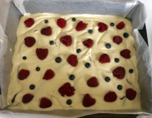 Sernikobrownie z owocami - 61E3FD92 E921 4770 ABDF 22B65C3D2002