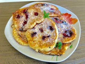 Śmietankowe racuszki z wiśniami - A0C31A32 6C30 4C72 9906 6EC36DC3DCE7