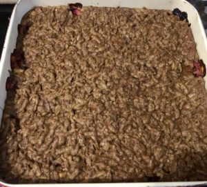 Grysikowiec ze śliwkami - DE6F7B29 E84B 4122 8025 3CA804F79945