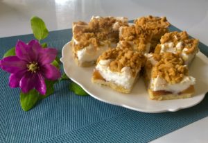 Kruche ciasto z brzoskwiniami i bezą - 69783E7A A5BD 4560 A046 2E2AF7D6E933