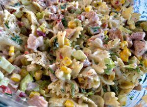 Sałatka farmerska - 8F0AF811 00FF 4777 8430 F00CEB856E6A