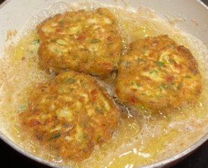 Puszyste kotleciki drobiowe z czosnkiem i pietruszką - 37DA07B2 085C 4F20 A29A 4CE479BE188C