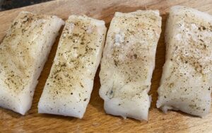 Dorsz w cieście czosnkowo-musztardowym - 4F65592D 73FE 4DE6 986C 329B7FC86BDC scaled e1750150259391