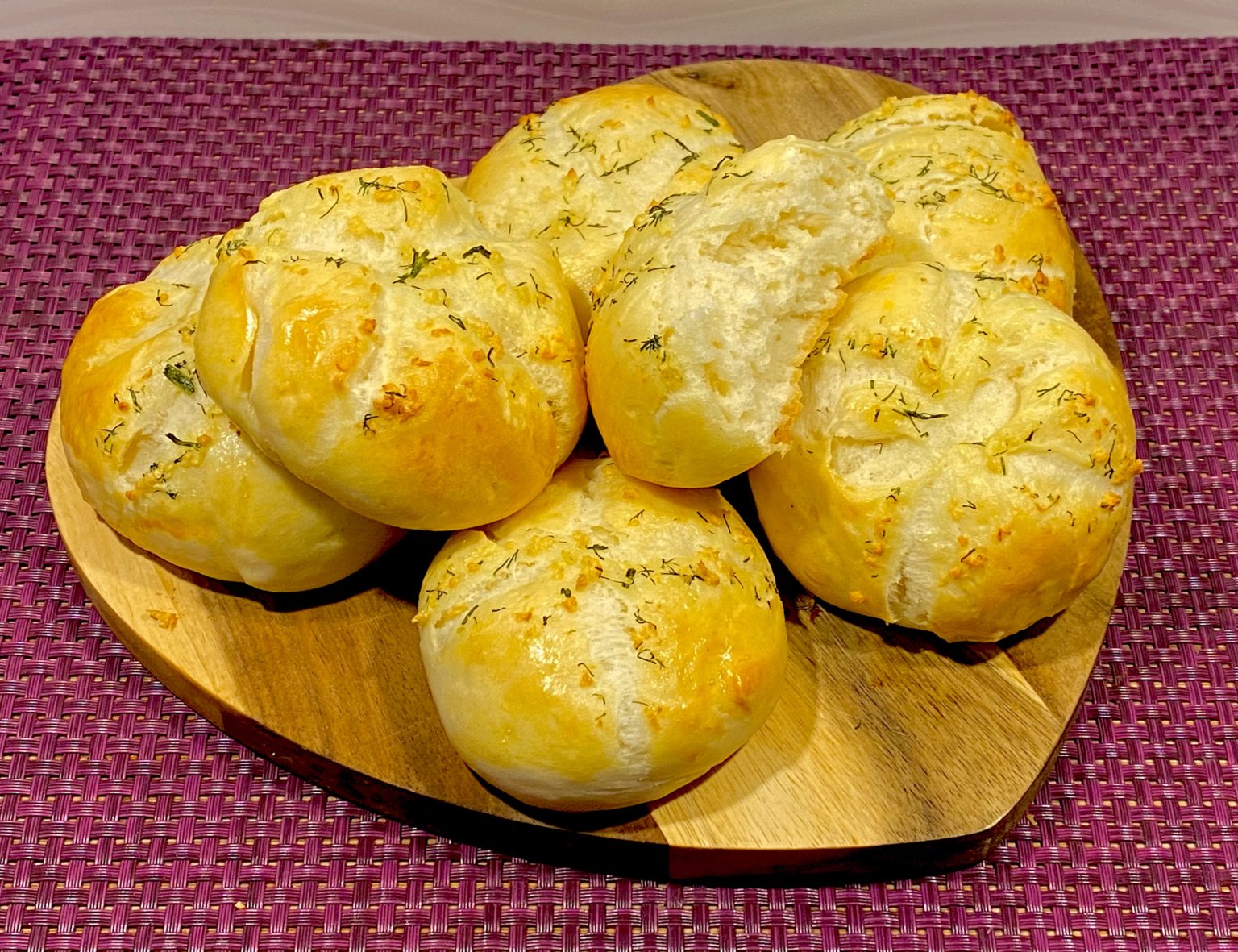 Puszyste bułeczki maślane z czosnkiem i ziołami - D65A315B 6261 403A BA2B B20BFDFEEE5C