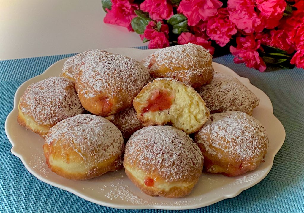 Puszyste pączki piwne