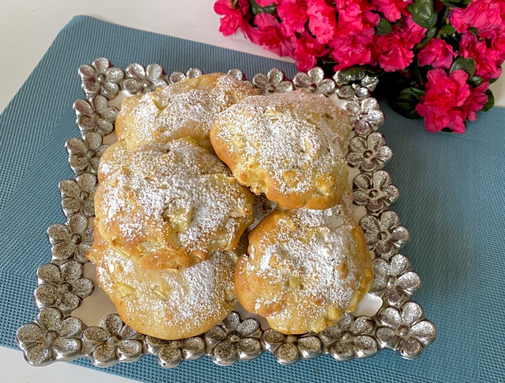 Maślane ciastka z jabłkami