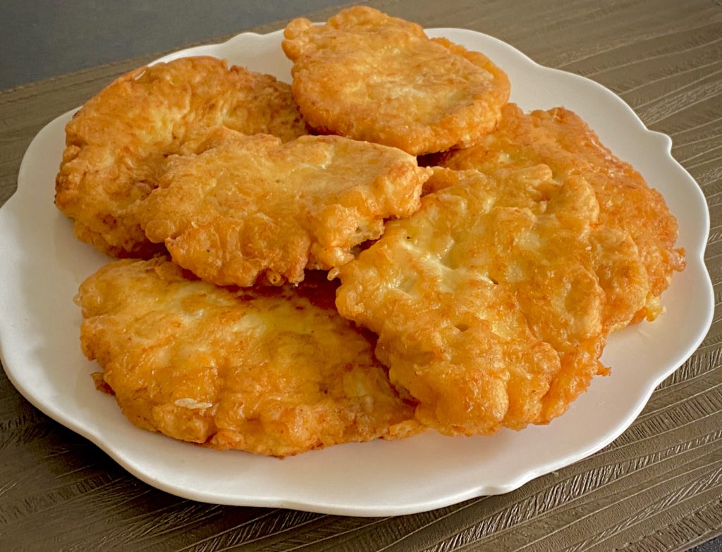 Serowe kotleciki z piersi kurczaka