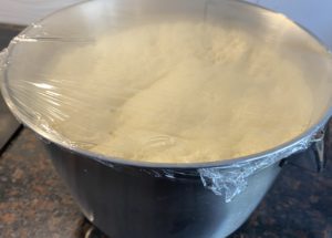 Ciasto odstawione do wyrośnięcia