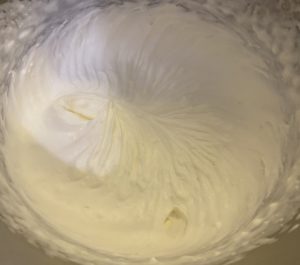 Torcik brzoskwiniowo-ajerkoniakowy - 6D4BA303 4FF7 4199 81E7 42B94B458A06